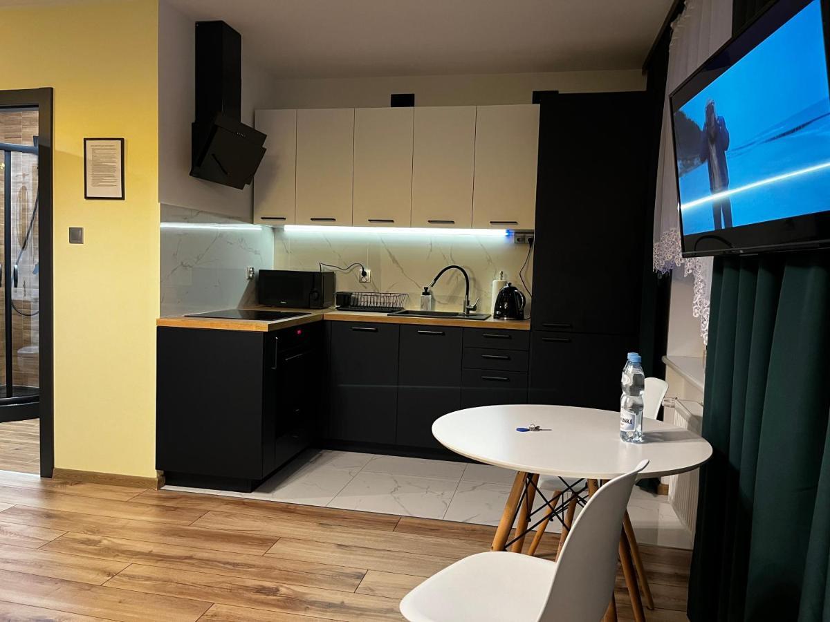 Komfortowy Apartament W Centrum Lägenhet Jaworzno Exteriör bild